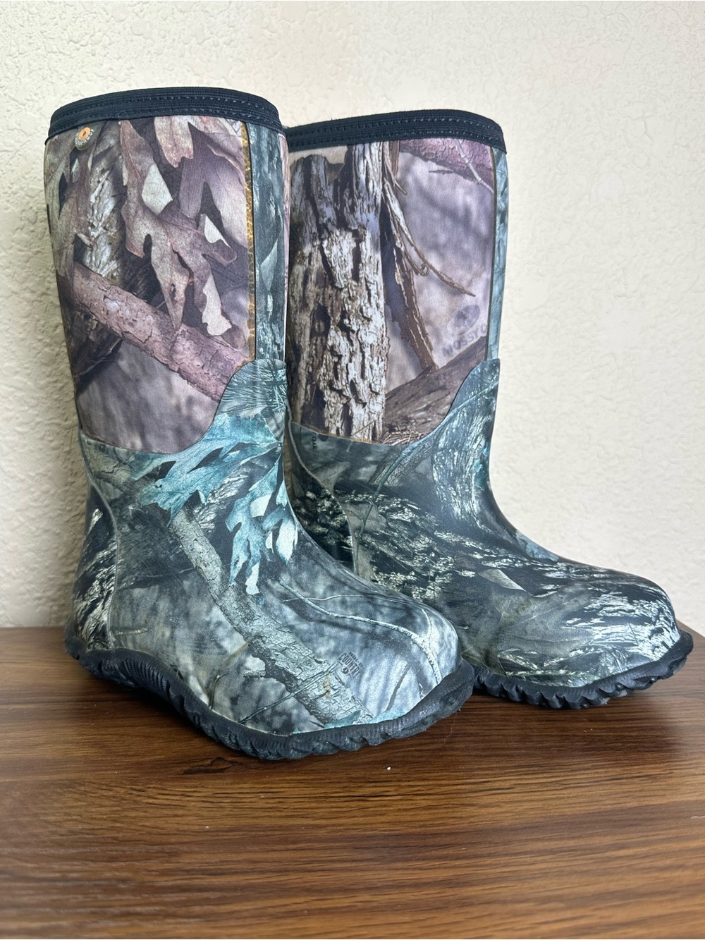 BOGS Kids Classic High Mossy Oak Camo Waterproof Insulated Boots Size 11